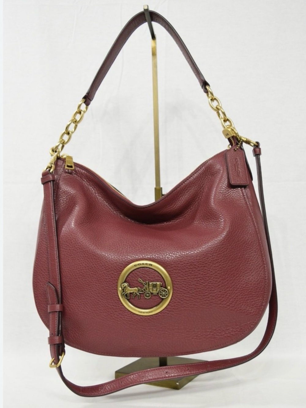 Perfect like new Coach Medium Elle Hobo Black Pebbled Leather crimson